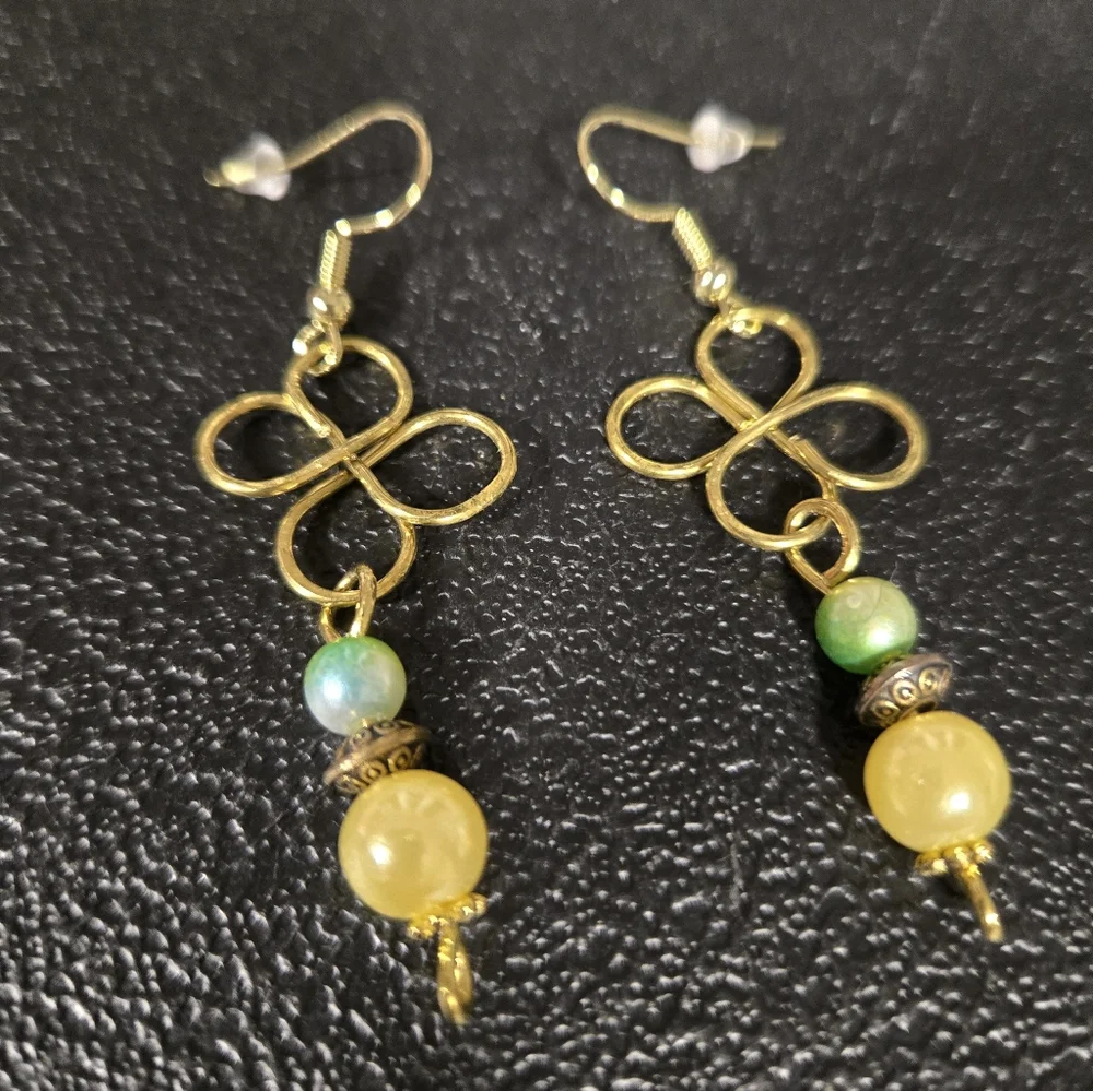 Hand Crafted Gold Clover Dangle Earrings with Pale Yellow and Mint/Yellow Beads - Picture 9 of 10